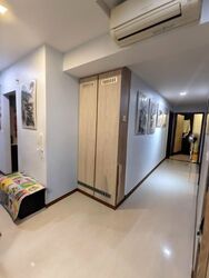 1 Canberra (D27), Condominium #580699751